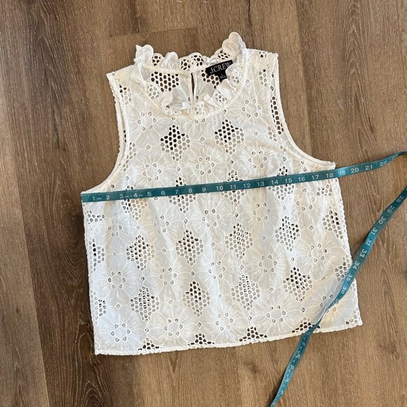 J.Crew Women's White Fleur Eyelet Lace Ruffle Neck Sleeveless Blouse Small - Picture 6 of 7